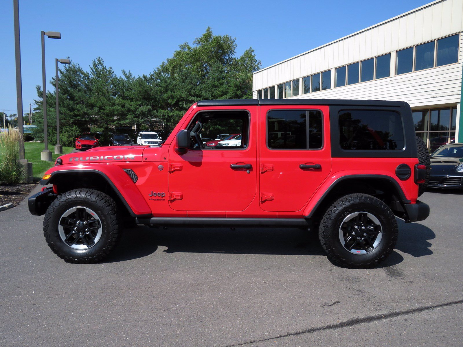 Pre-Owned 2018 Jeep Wrangler Unlimited 4WD Convertible