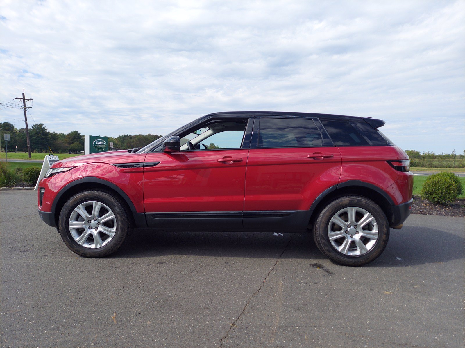 Certified Pre-Owned 2017 Land Rover Range Rover Evoque SE Premium Sport ...